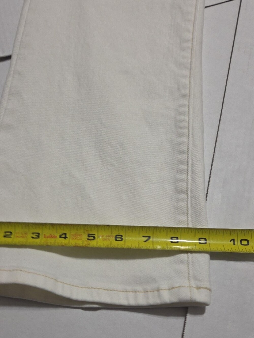 Cream Wide-Leg Jeans with Utility Front Pockets - Picture 3 of 9